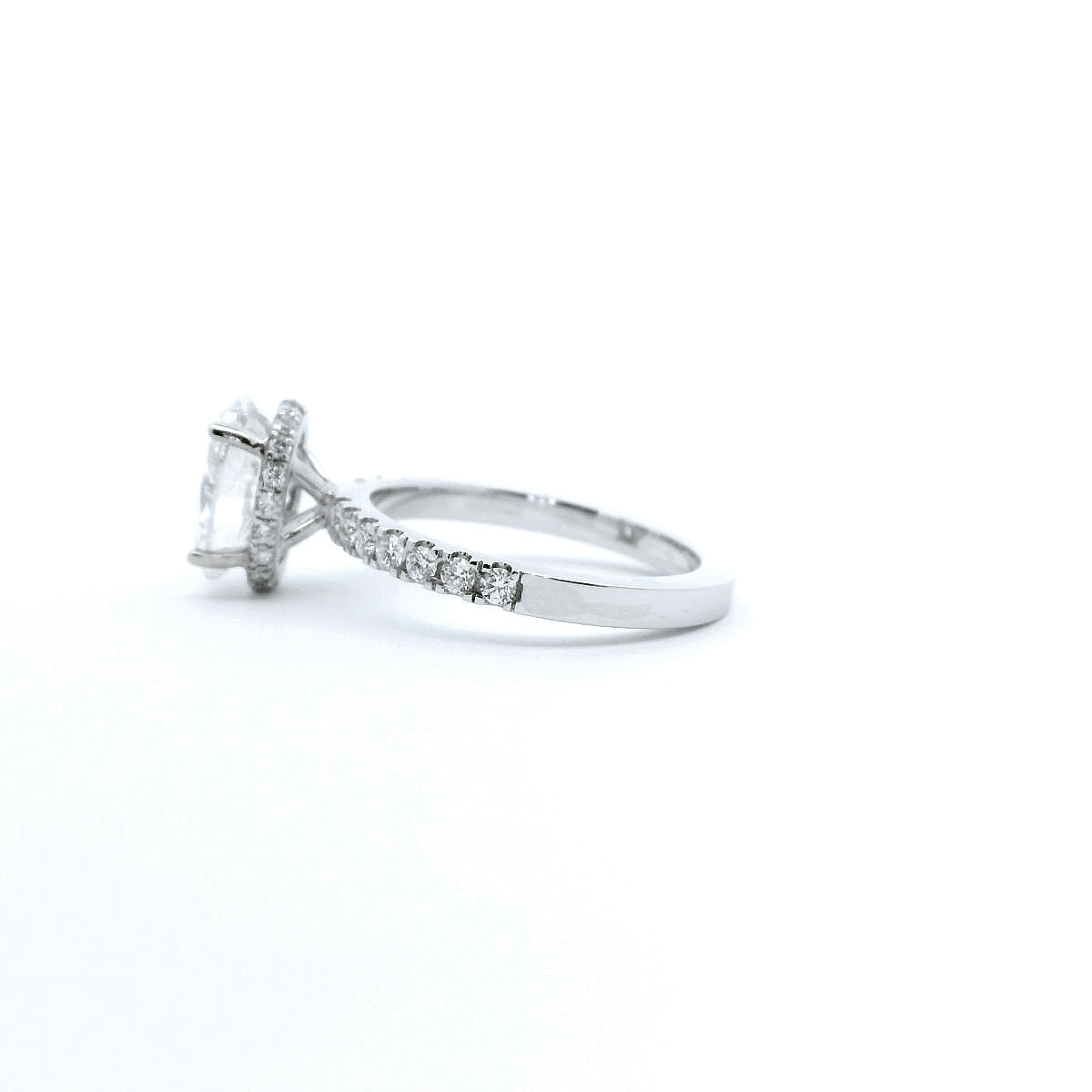 14K DIA RING 3.01CTW/2. 01CTR VVS2/G GIA